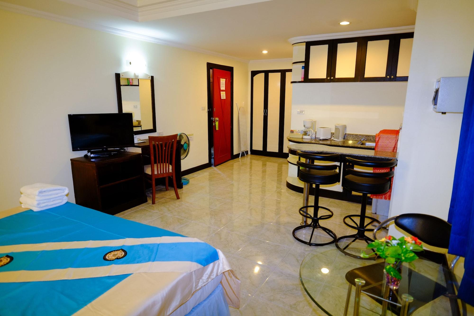 Adonis Guest House Patong Exterior photo