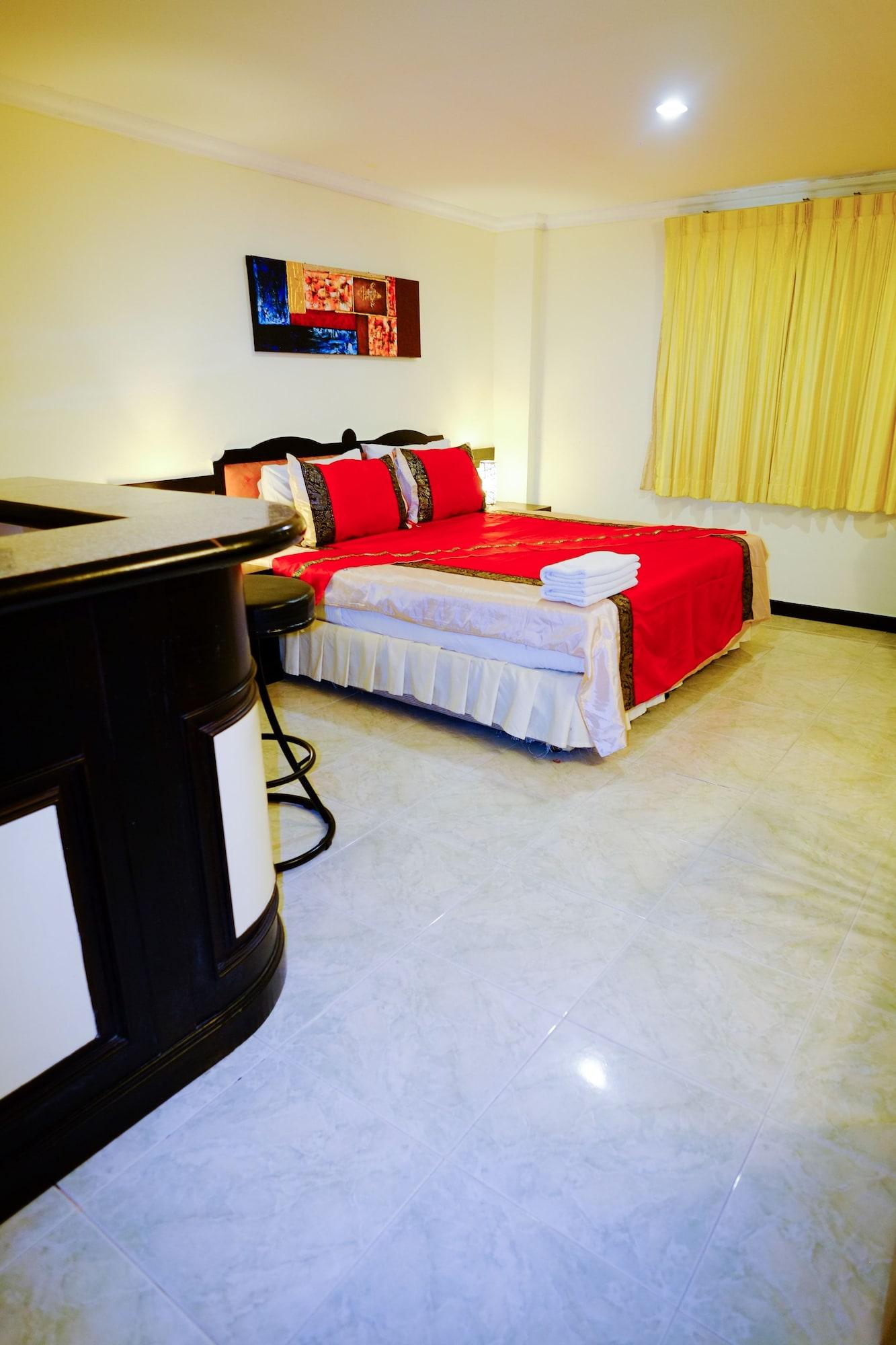 Adonis Guest House Patong Exterior photo